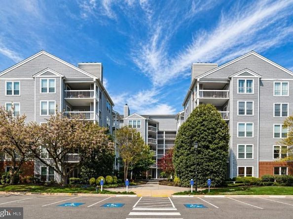3176 Summit Square Drive 4A3, Oakton VA 22124