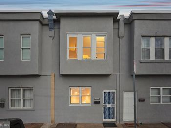 2341 E Somerset Street