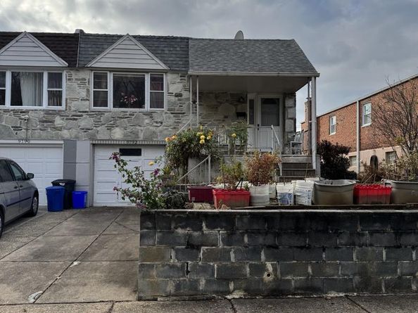 9792 Cowden Street, Philadelphia PA 19115