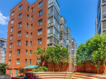 1045 N Utah Street
