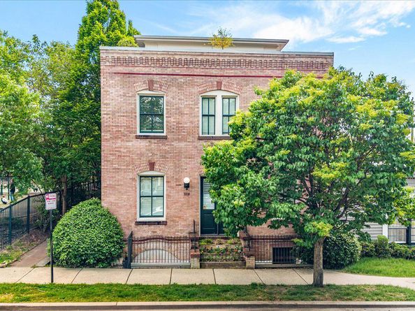 1210 Queen St 1, Alexandria VA 22314