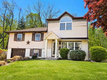 12 Cheshire Circle