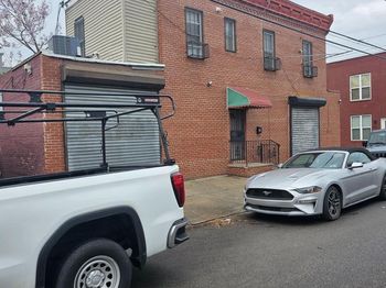 2700 Earp Street
