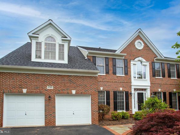 47265 Middle Bluff Place, Sterling VA 20165