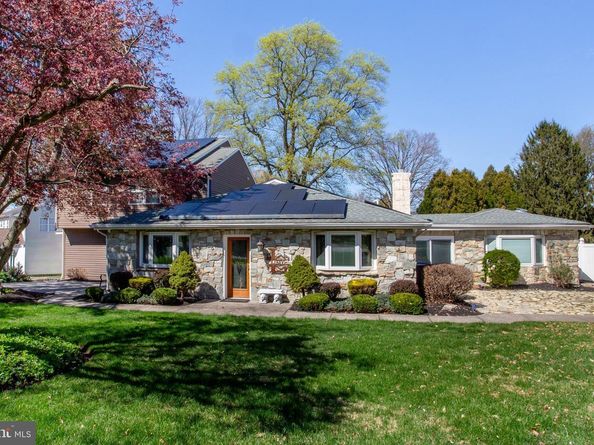 26 Dolton Road, Feasterville Trevose PA 19053