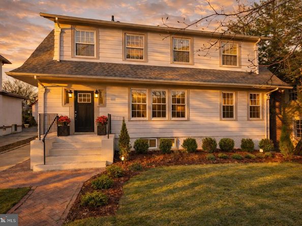 3805 Thornapple Street, Chevy Chase MD 20815