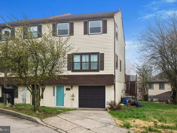 804 Keely Place, Philadelphia PA 19128