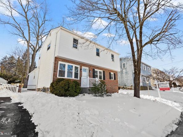 1717 Crestview Avenue, Willow Grove PA 19090