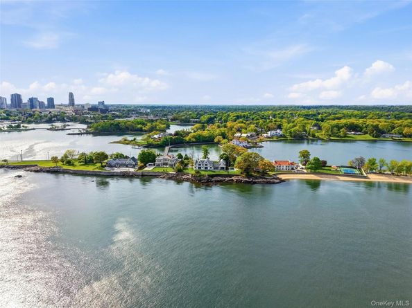 104 Premium Point Road, Mamaroneck NY 10801