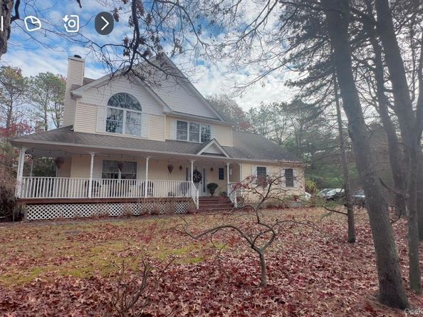 43 N Cozine Road, Manorville NY 11949