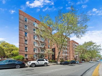 501 Riverdale