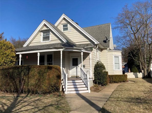 291 South Street, Oyster Bay NY 11771