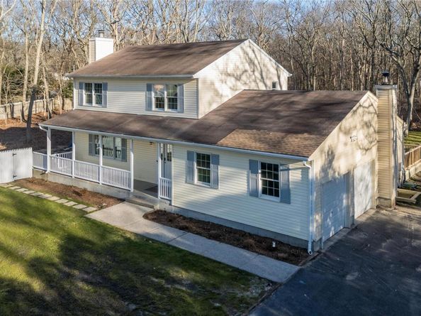 85 Drew Drive, Eastport NY 11941