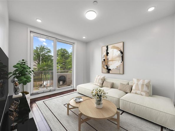 138-12 Northern Boulevard 3E, Flushing NY 11354