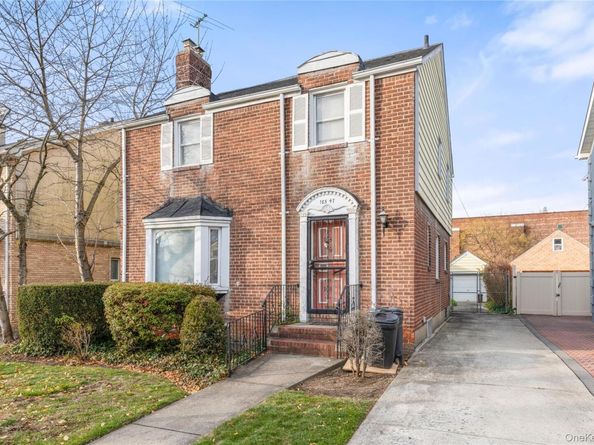 18547 80th Road, Jamaica Estates NY 11432