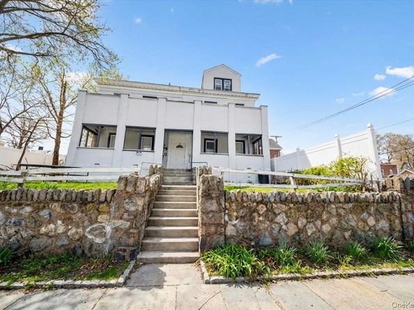 206 S 9th Avenue, Mount Vernon NY 10550