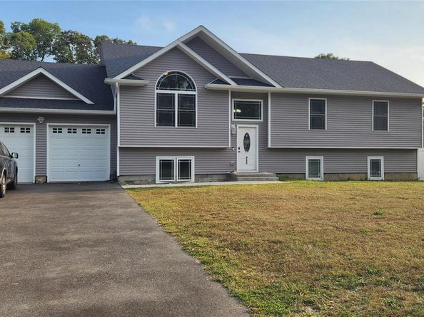 464 Granny Road, Medford NY 11763