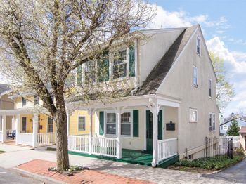 21 N Ferris Street