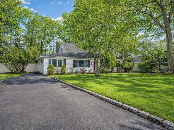 52 Grant Street, East Northport NY 11731