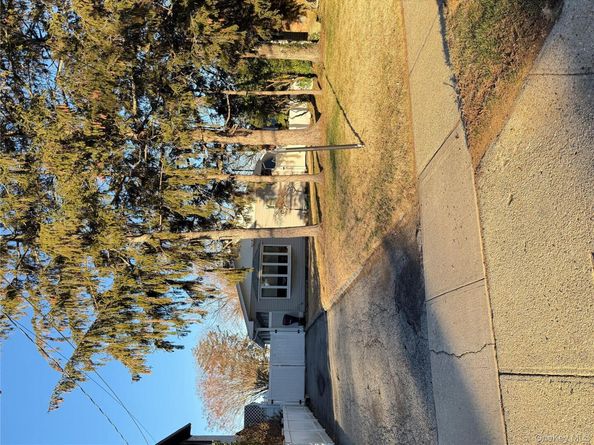 254 Park Avenue, Freeport NY 11520