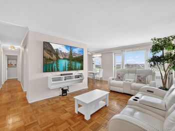 1853 Central Park Avenue