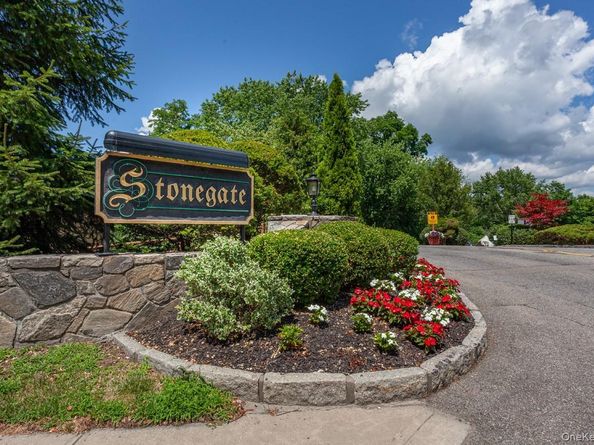 1840 Crompond Road 7B8, Peekskill NY 10566