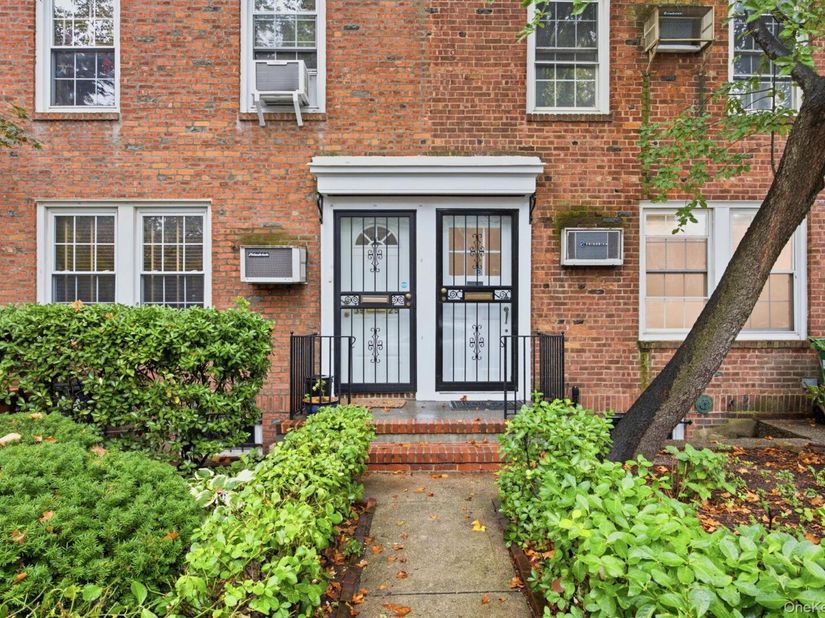 39-27 49th Street, Sunnyside NY 11104