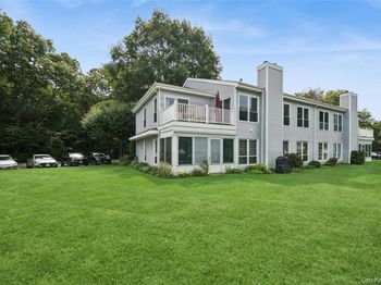 90 Hampton Vista Drive