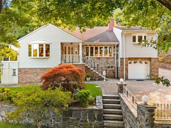 81 Avondale Road