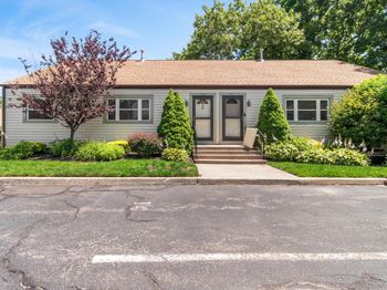 528 Lake Court
