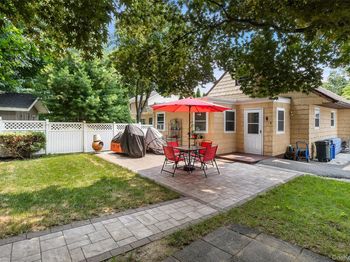 23 Gates Avenue