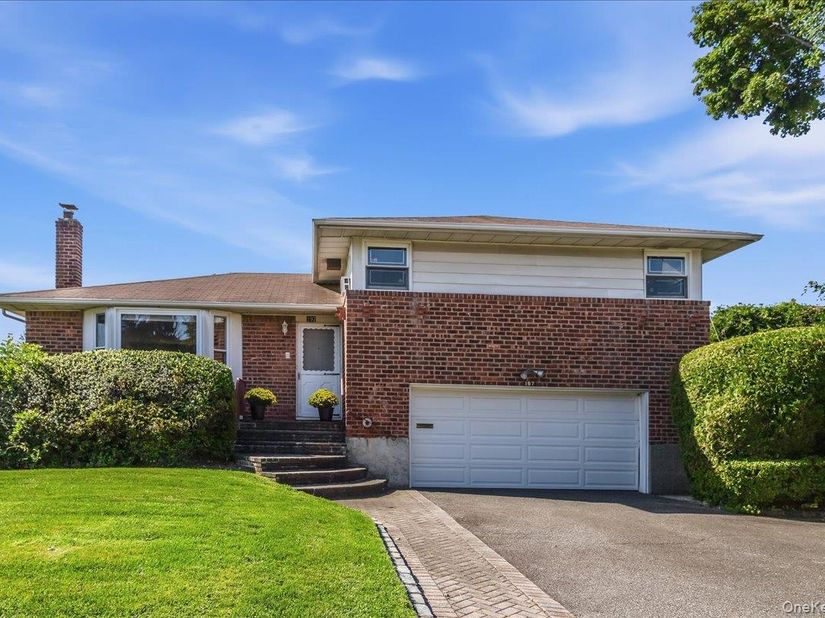 197 Stephen Street, Levittown NY 11756