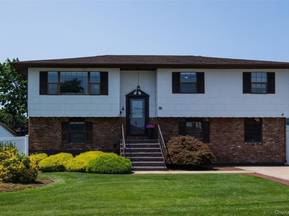 36 Osceola Avenue, Deer Park NY 11729