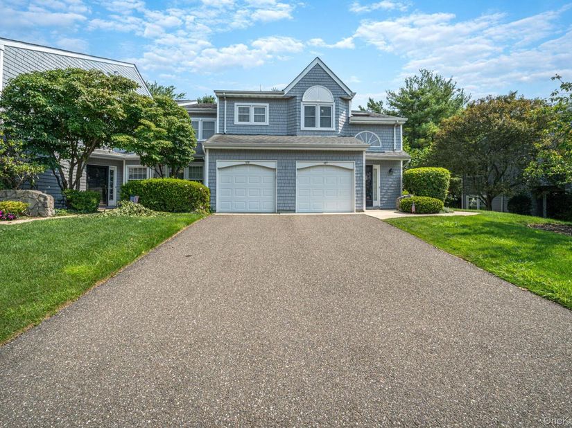 188 Lakebridge Drive N, Kings Park NY 11754