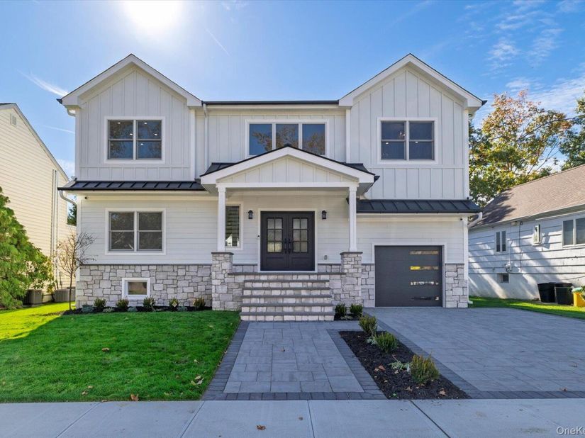 945 Carol Avenue, Woodmere NY 11598