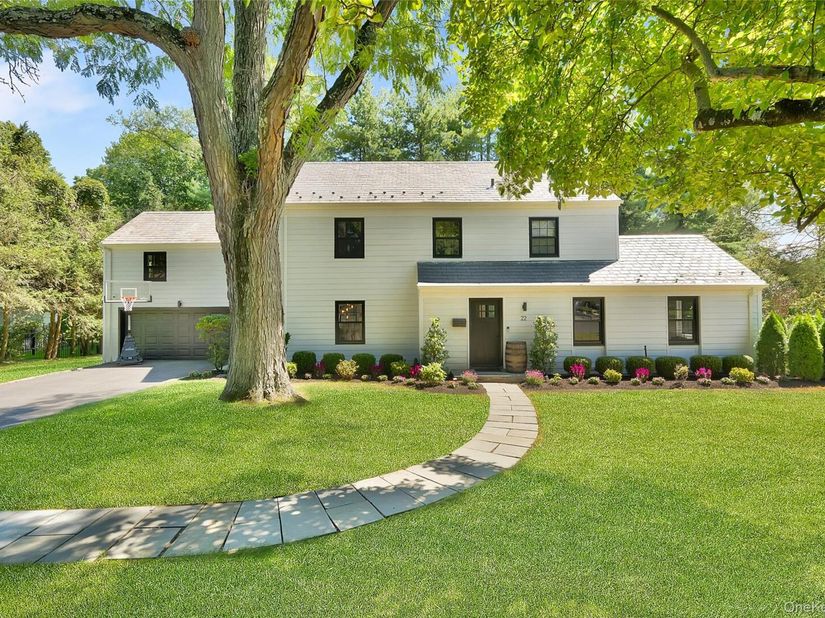 22 Paddington Road, Scarsdale NY 10583