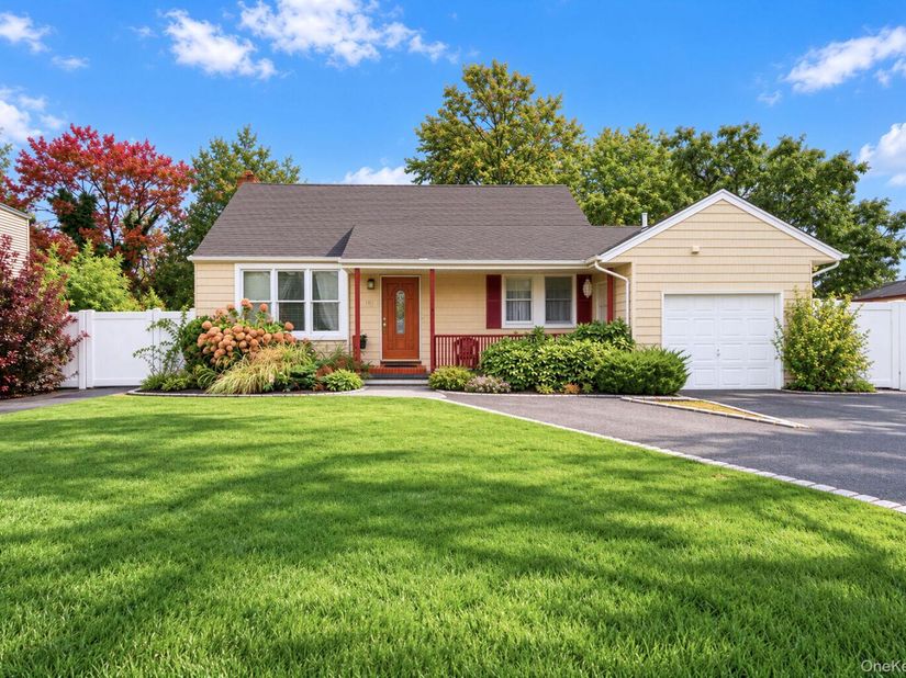 99 Deer Lake Drive, North Babylon NY 11703