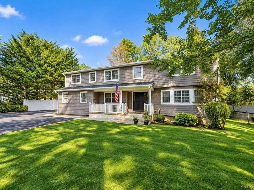 271 Syosset Woodbury Road, Woodbury NY 11797