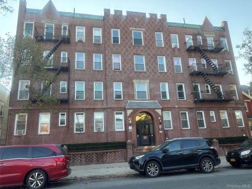 10918 Lefferts Boulevard A4, South Ozone Park NY 11420