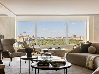 200 CENTRAL Park S