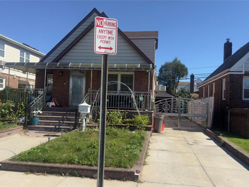 118 Sussex Road, Elmont NY 11003
