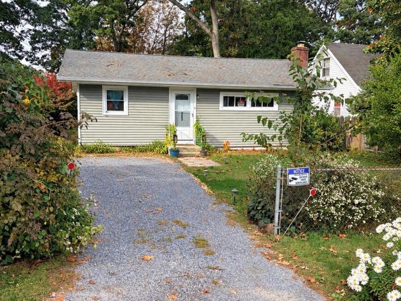 253 Pawnee Avenue, Mastic NY 11950