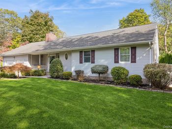 26 Iroquois Avenue