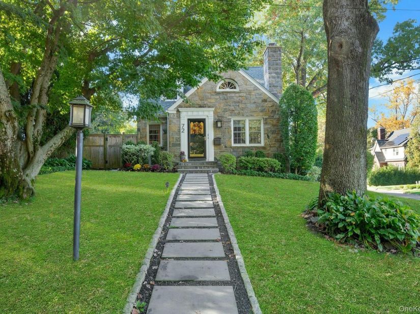 72 Jane Street, Hartsdale NY 10530