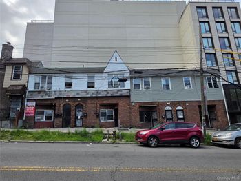 138-14, 16 35th Avenue