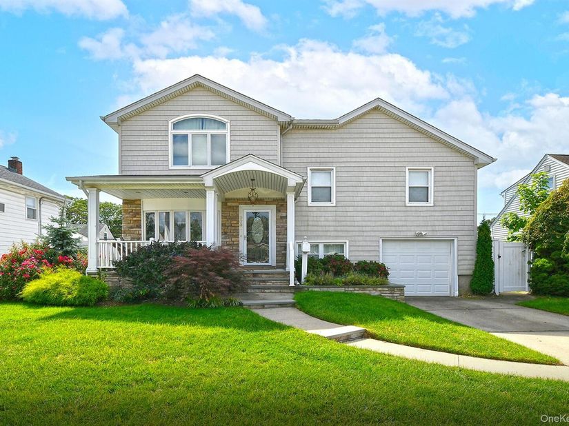 3730 Bernard Drive, Wantagh NY 11793