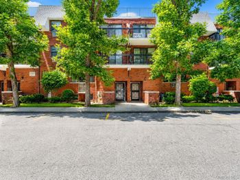 7108 Sutton Place