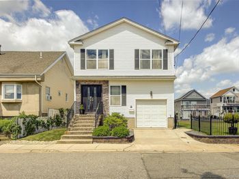913 Arctic Street