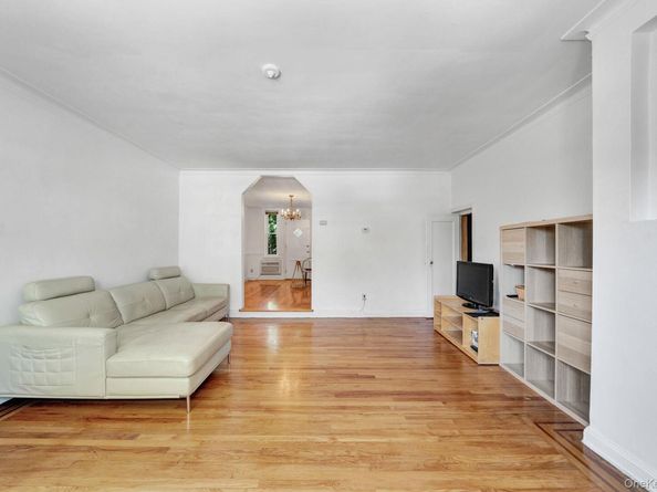 1945 Paulding Avenue, Bronx NY 10462