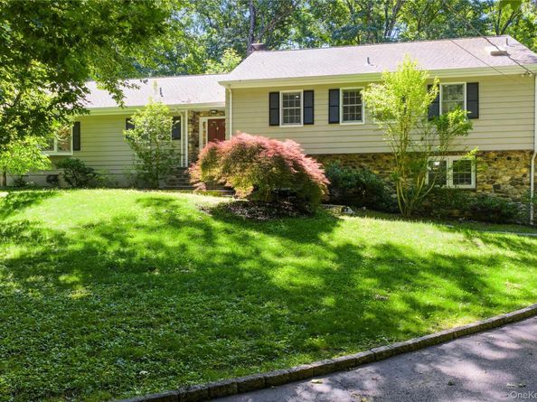 105 Cross Ridge, Chappaqua NY 10514